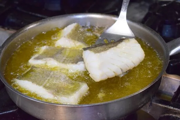 Bacallà al pil pil de Charolais