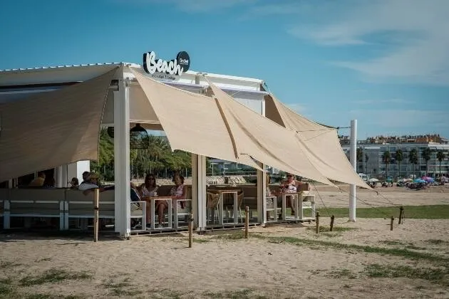 L'Indret Beach