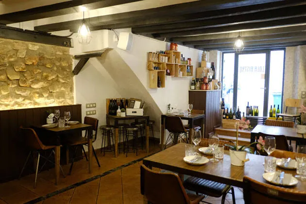 Lola Bistro