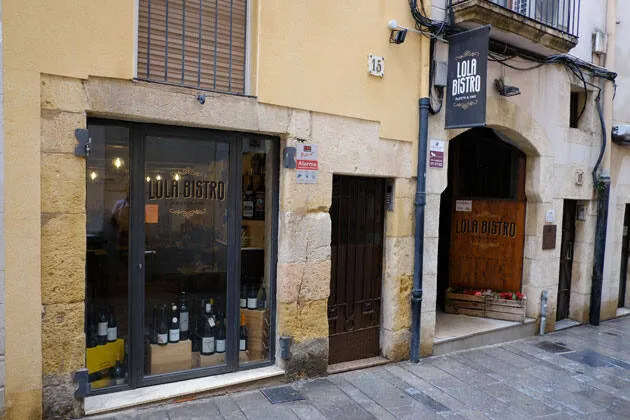 Lola Bistro
