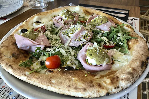La Bella Napoli