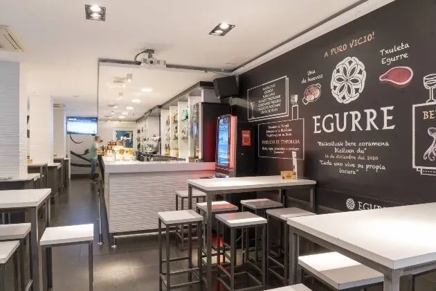 Bar Egurre