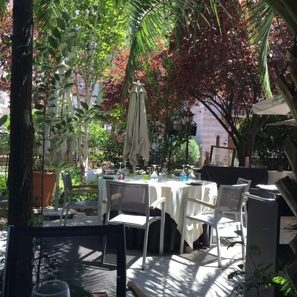 Terraza Cien Llaves