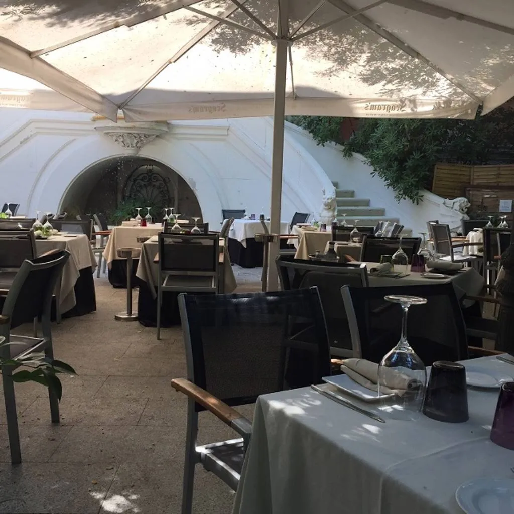 Terraza Cien Llaves