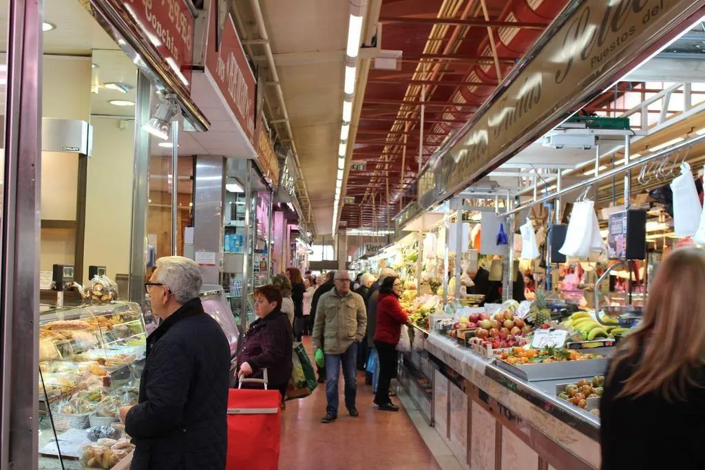 Mercat  del Cabanyal: la tradició d'un mercat amb ànima que mira al mar