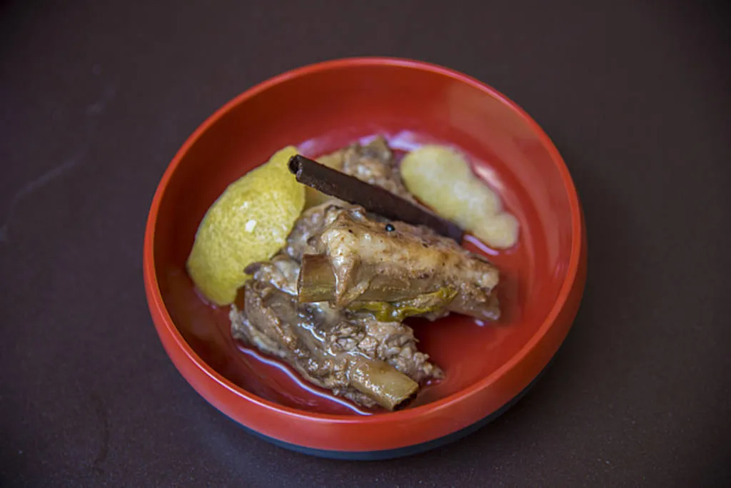 Cha Dao (cerimònia Xina del te) i menú Dim Sum al restaurant Dos Palillos