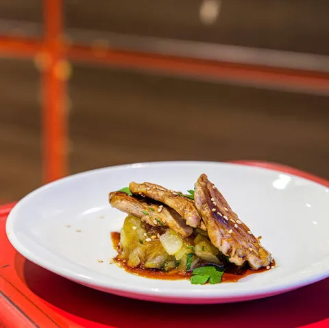 Timbala de rellom de porc i teriyaki