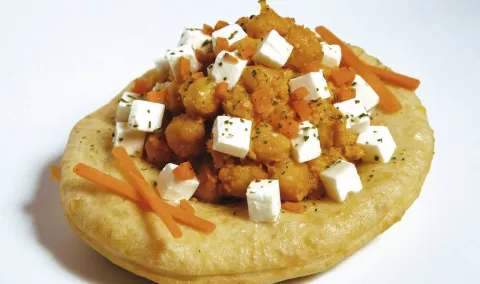 Pan indio con curry de queso