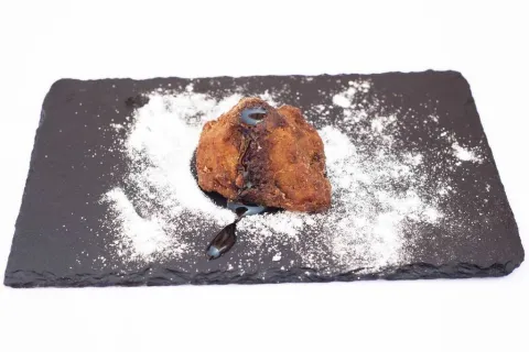 Volcán de plátano y dátil