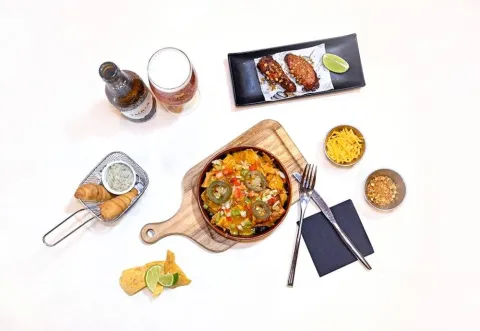 Menú Platero Utopic Food + 1 cervesa Turia 33 cl