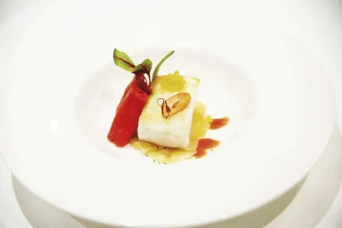 Plat de bacallà + Cervesa Inedit 33 cl