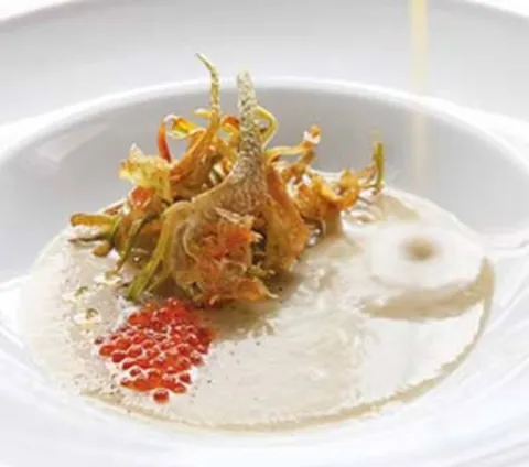 Menú + botella de Inedit