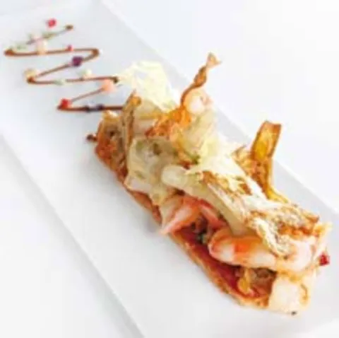 Menú + botella de Inedit