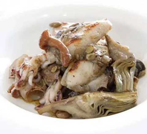 Menú + botella de Inedit