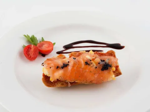 Tostada Gourmet