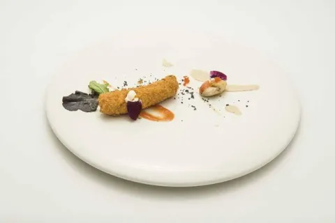 Flamenquín de gamba roja