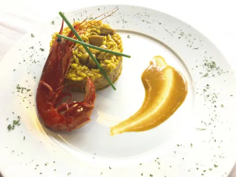 Menú gastronómico + 1 Inedit 33 cl
