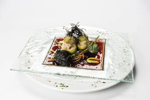 Menú gastronómico + 1 Inedit 33 cl