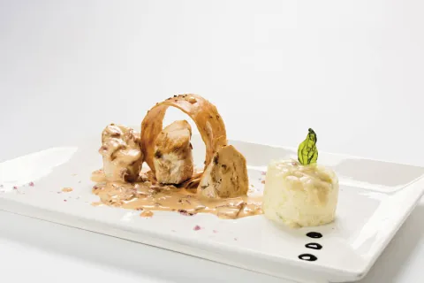Menú gastronòmic + 1 Inedit  33 cl