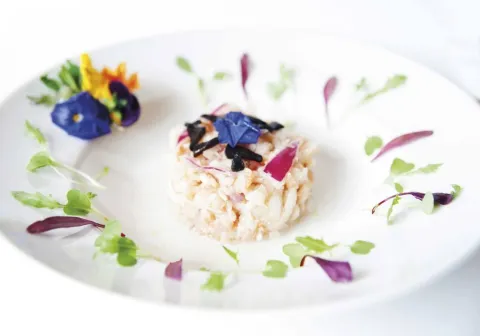 Plato de bacalao + Cerveza Inedit 33 cl
