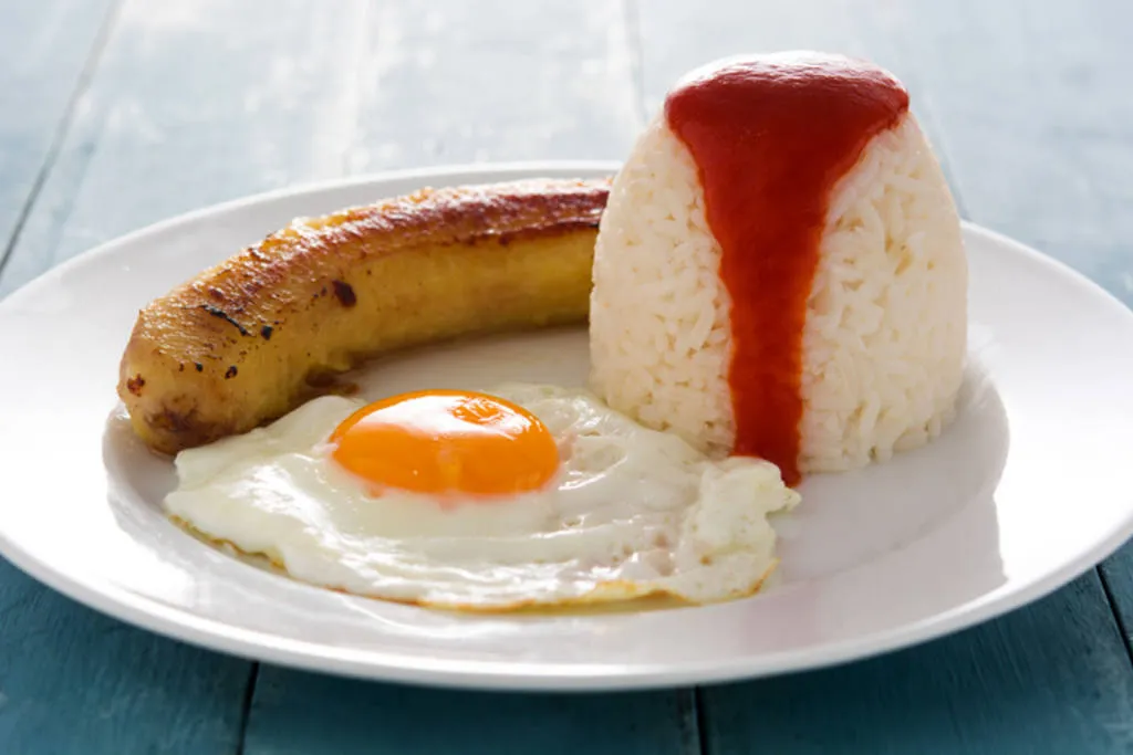 Plàtan, per berenar però també per cuinar