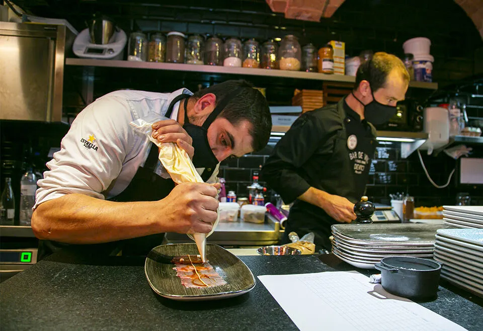 Sopars a 4 mans: descobrint la riquesa gastronòmica d'Osona 