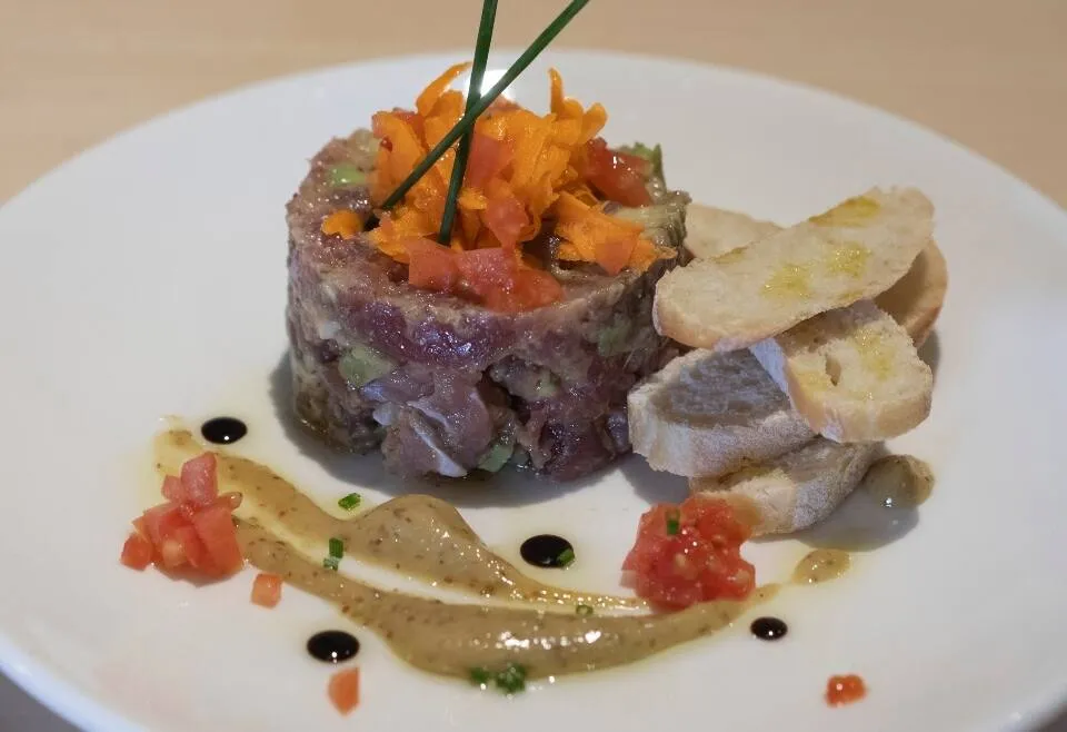 5 restaurants on gaudir d'un deliciós dinar nadalenc a Girona