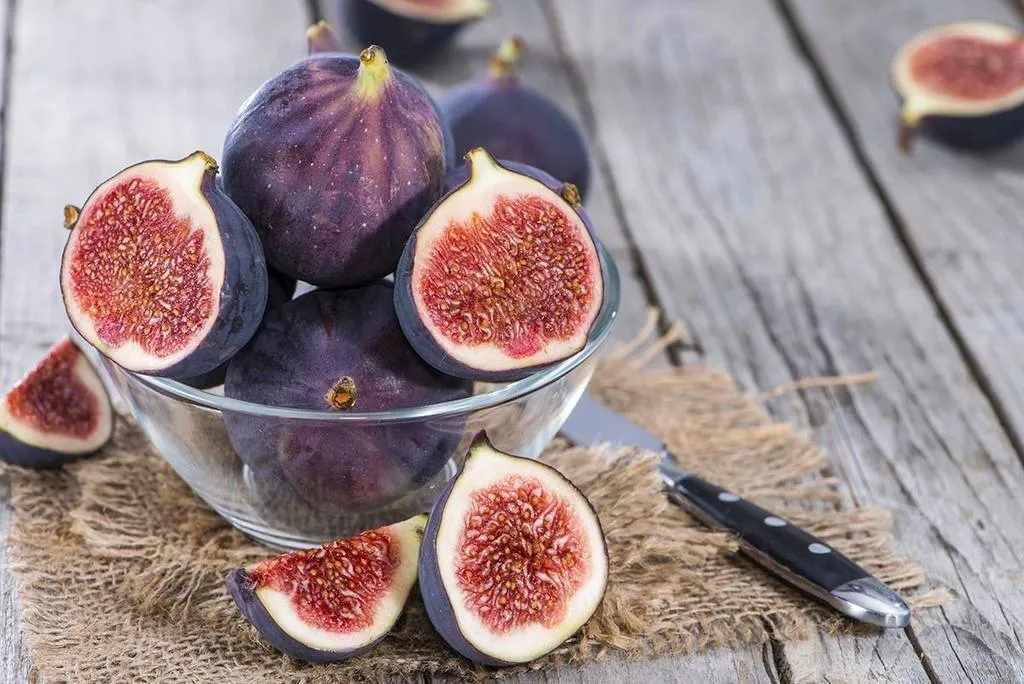 Figues: nutritives, saludables i un deliciós comodí a la cocina