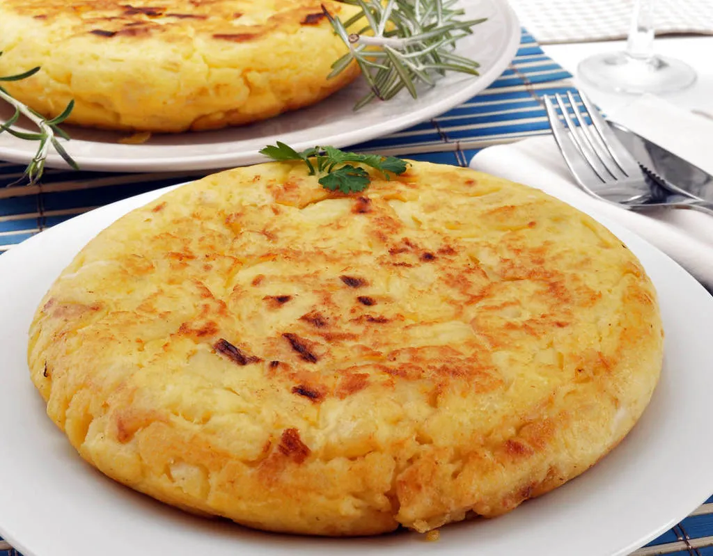 Com menjar una truita de patates sense remordiments
