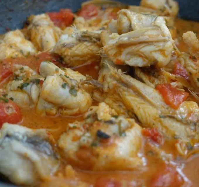 Colas de rapitos en salsa