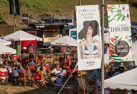 'Emocions Market': shopping, música i diversió a Vilassar de Dalt