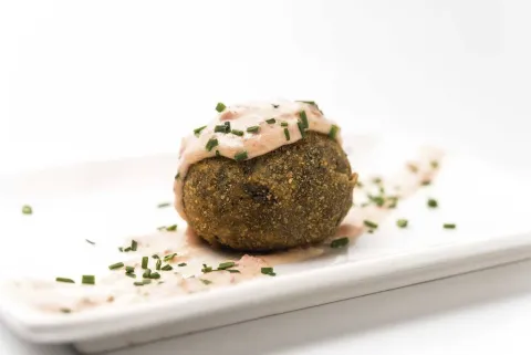 CROQUETÓ DE SÍPIA AMB ALL
