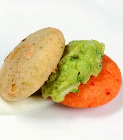 AREPITAS Arepas de blat de moro, formatge fresc i guacamole