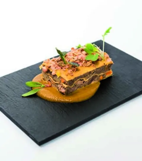 Milfulls de cua de bou, foie i moniato