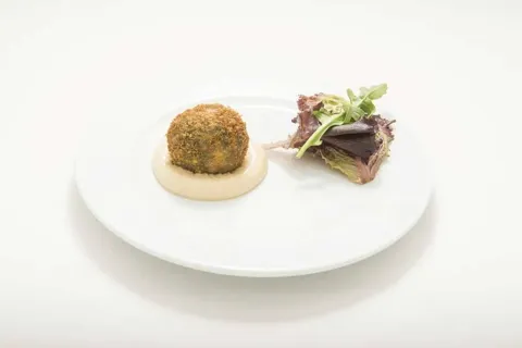 Croqueta de sepia