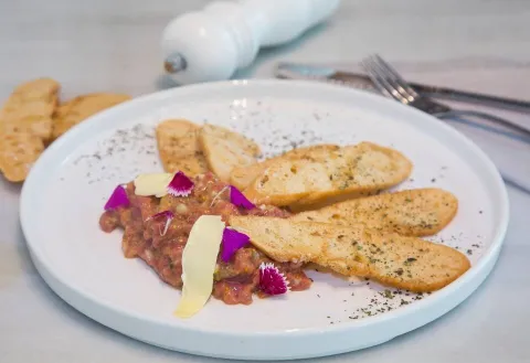 Steak tàrtar de rellom de porc ibèric