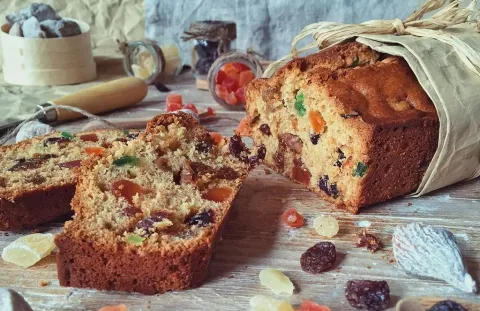 Com preparar un fruit cake o pa de pessic de fruites
