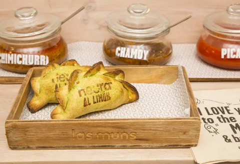 Empanadas de carne vegetal al limón