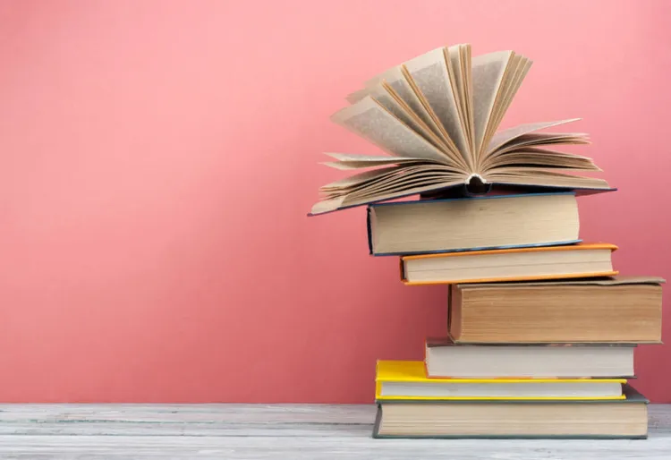 11 libros gastronómicos que no pueden faltar en la estantería de un foodie