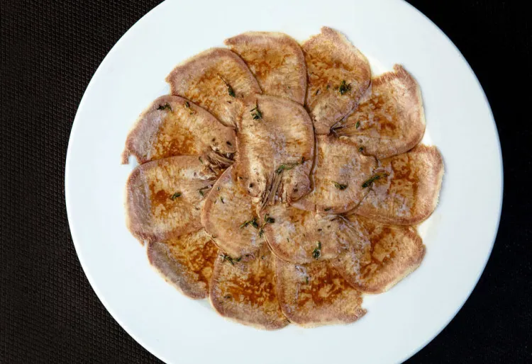 Bar Can Ton