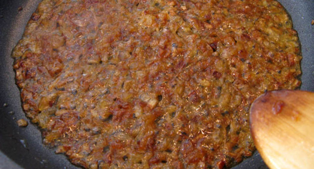 Cebolla caramelizada para un sofrito