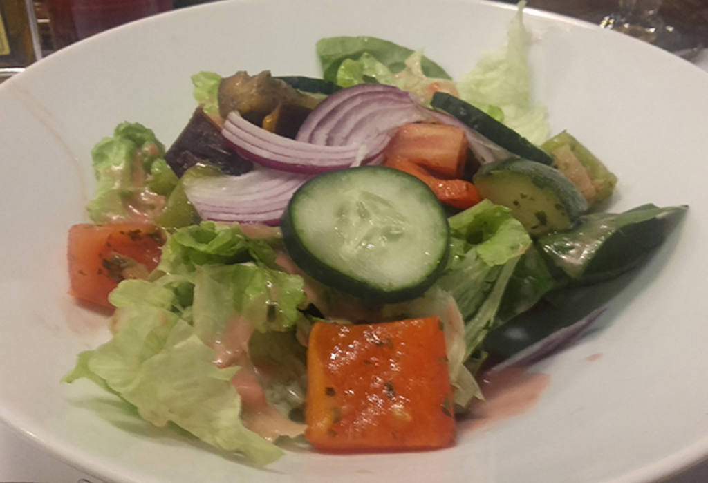 Ensalada de verduras templada de La Imprenta.